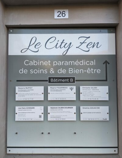 Devanture du bâtiment Le City Zen à Thonon-les-Bains – Les thérapeutes du cabinet paramédical de soins et de bien-être